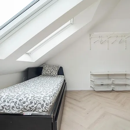 Big 4-bedroom Flat, Terrace With Great Vítkov View