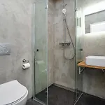 Big 4-bedroom Flat, Terrace With Great Vitkov View * Πράγα